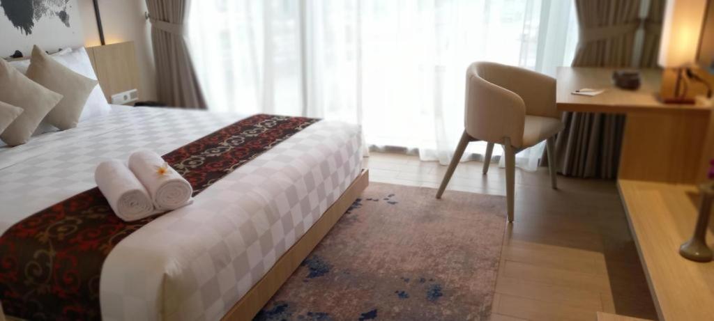 Louis Kienne Cikarang Hotel & Service Apartment 贝克西 外观 照片